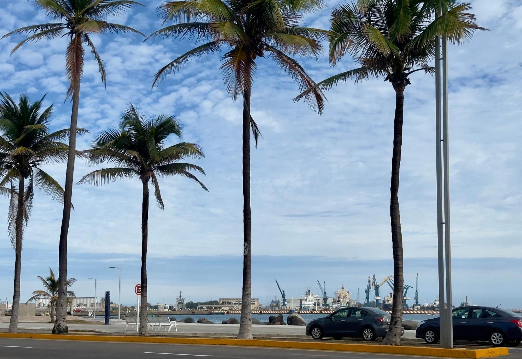 Suites Brisa Marina - Atras De Playa Regatas Y El Malecon, 6 Calles Del Acuario Veracruz Zewnętrze zdjęcie